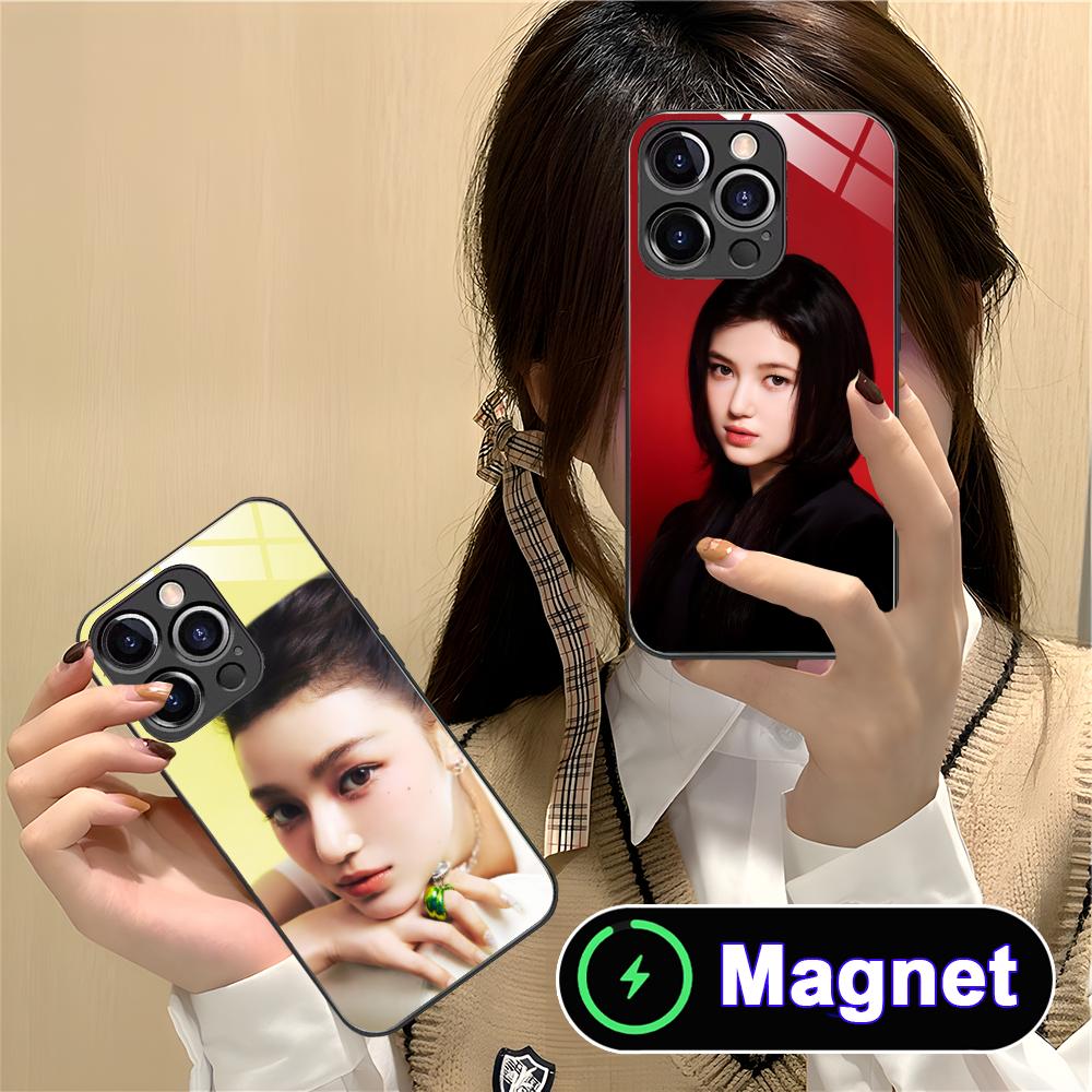 Phone Cases With Magnet - KPOP Danielle Marsh Handyhülle für iPhone